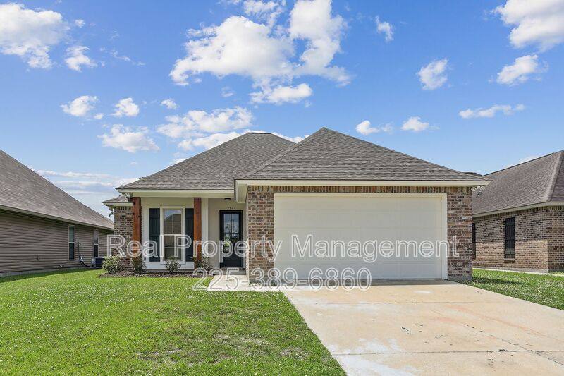 House for rent at 7744 Cedar Trail Dr, Denham Springs, LA 70726