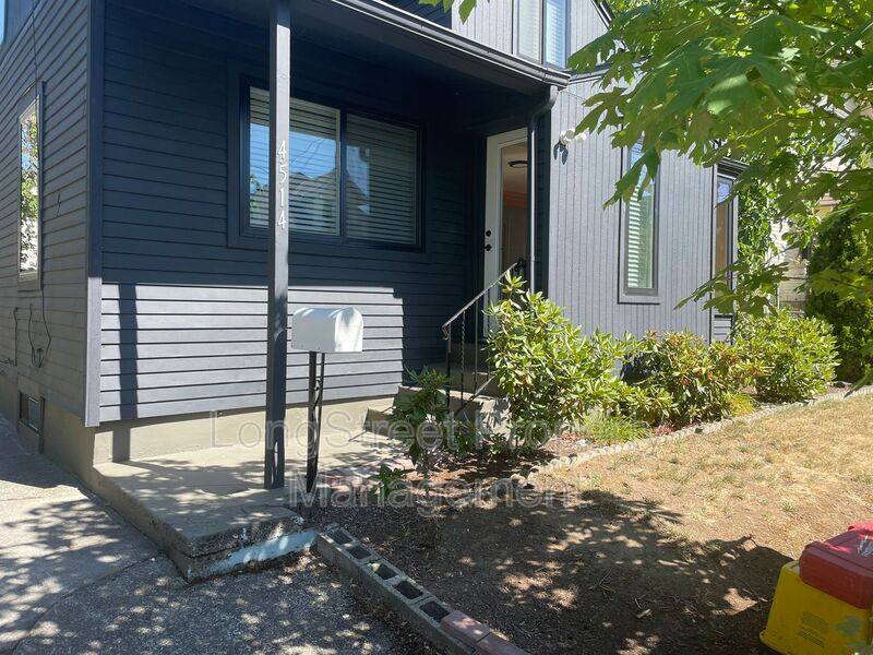 House for rent at 4514 NE 18th Ave, Portland, OR 97211