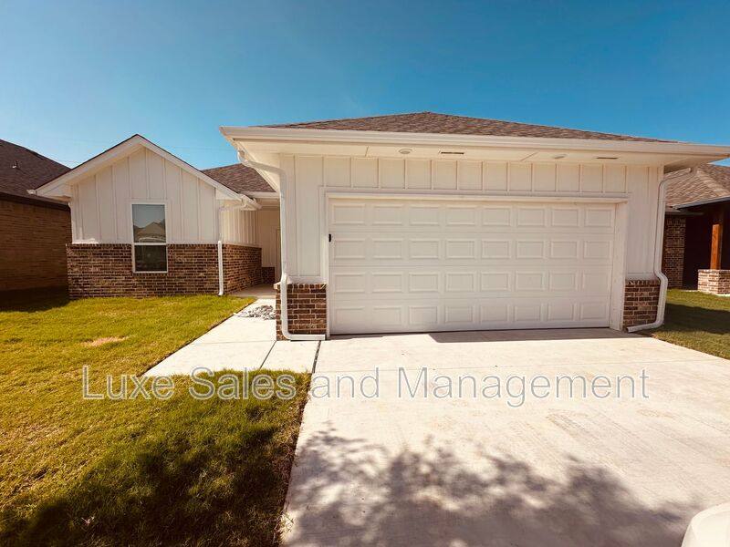 8301 NW 163rd Terrace, Edmond, OK 73013
