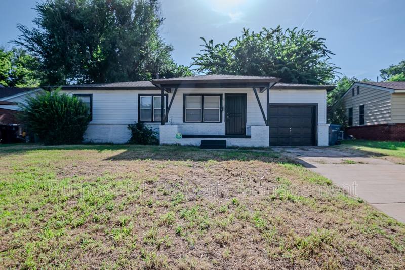House for rent at 1913 Washington Blvd, Oklahoma City, OK 73121