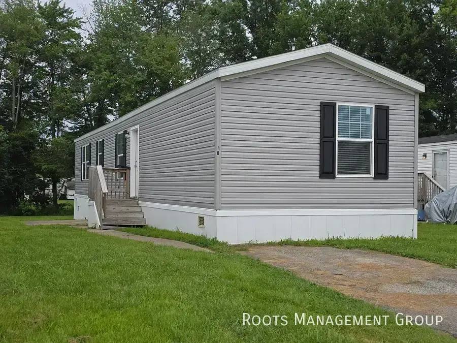 409 N Gray St #18, Madison, IN 47250