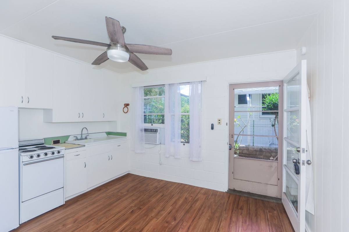 House for rent at 1918 Waiola St, Honolulu, HI 96826
