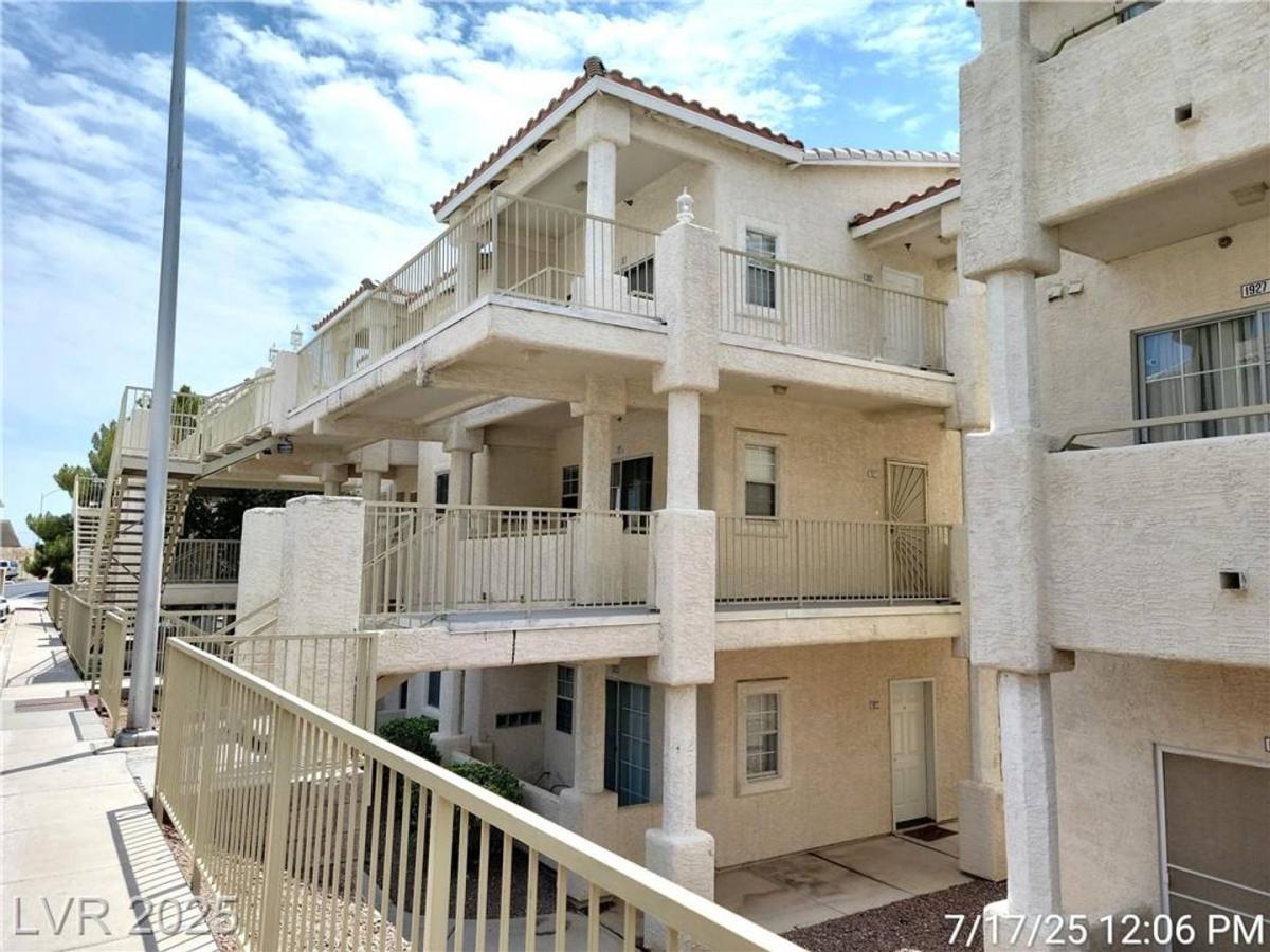 Condo for rent at 1919 Cutlass Dr, Henderson, NV 89014