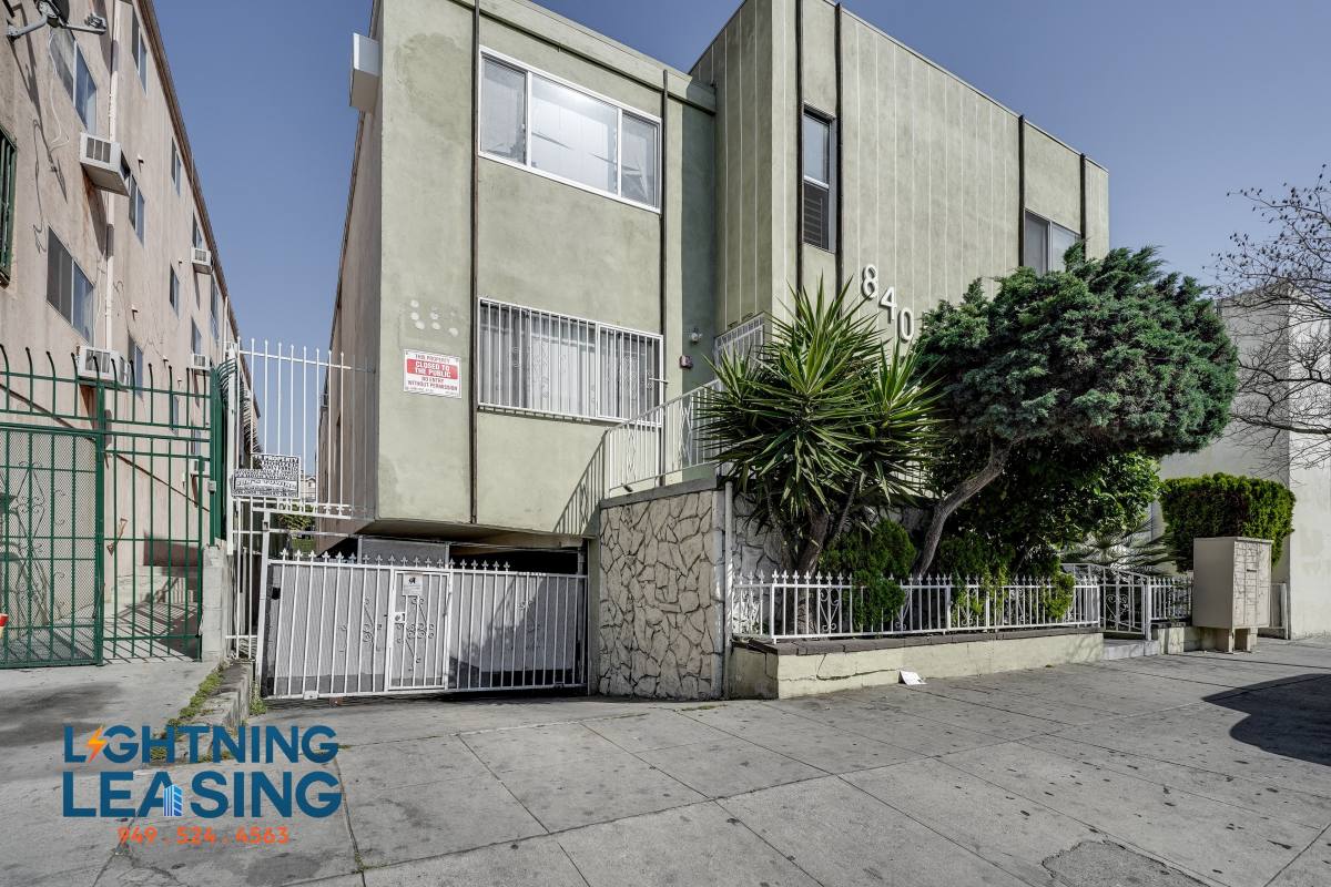 Apartment for rent at 843 Carondelet St #10D, Los Angeles, CA 90057