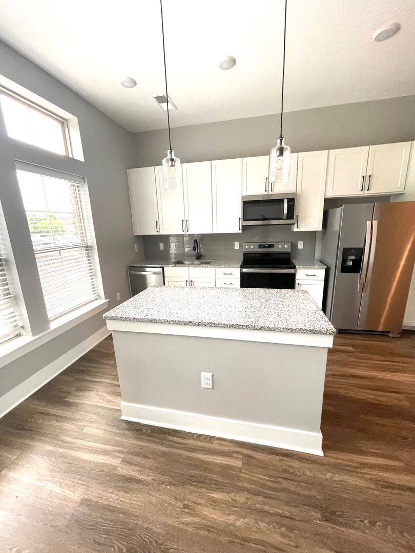 Apartment for rent at 201 N Church St, Mooresville, NC 28115