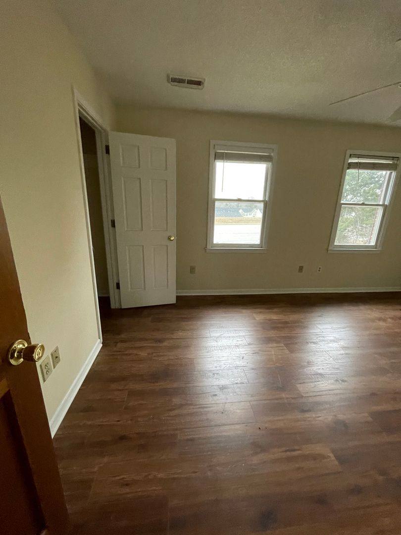 Townhouse for rent at 903 A N Main Stret, Fountain Inn, SC 29644