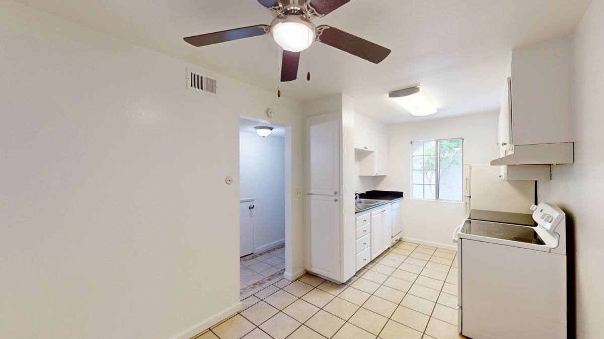Townhouse for rent at 18219 Happy Lane #18, Sonoma, CA 95476