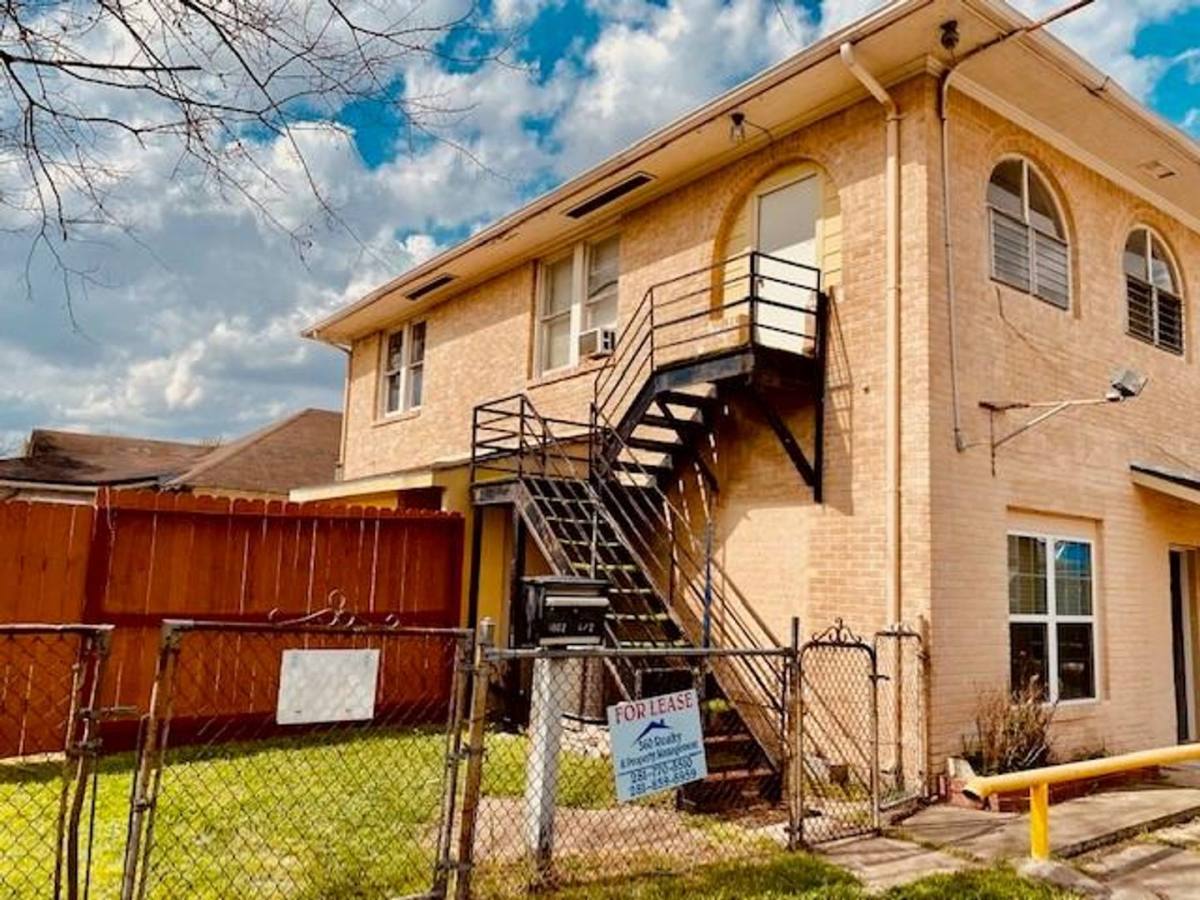 Apartment for rent at 1602 1 2 Henninger St, Houston, TX 77023