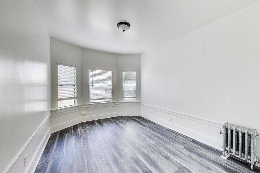 Apartment for rent at 71 10th St #301, Oakland, CA 94607