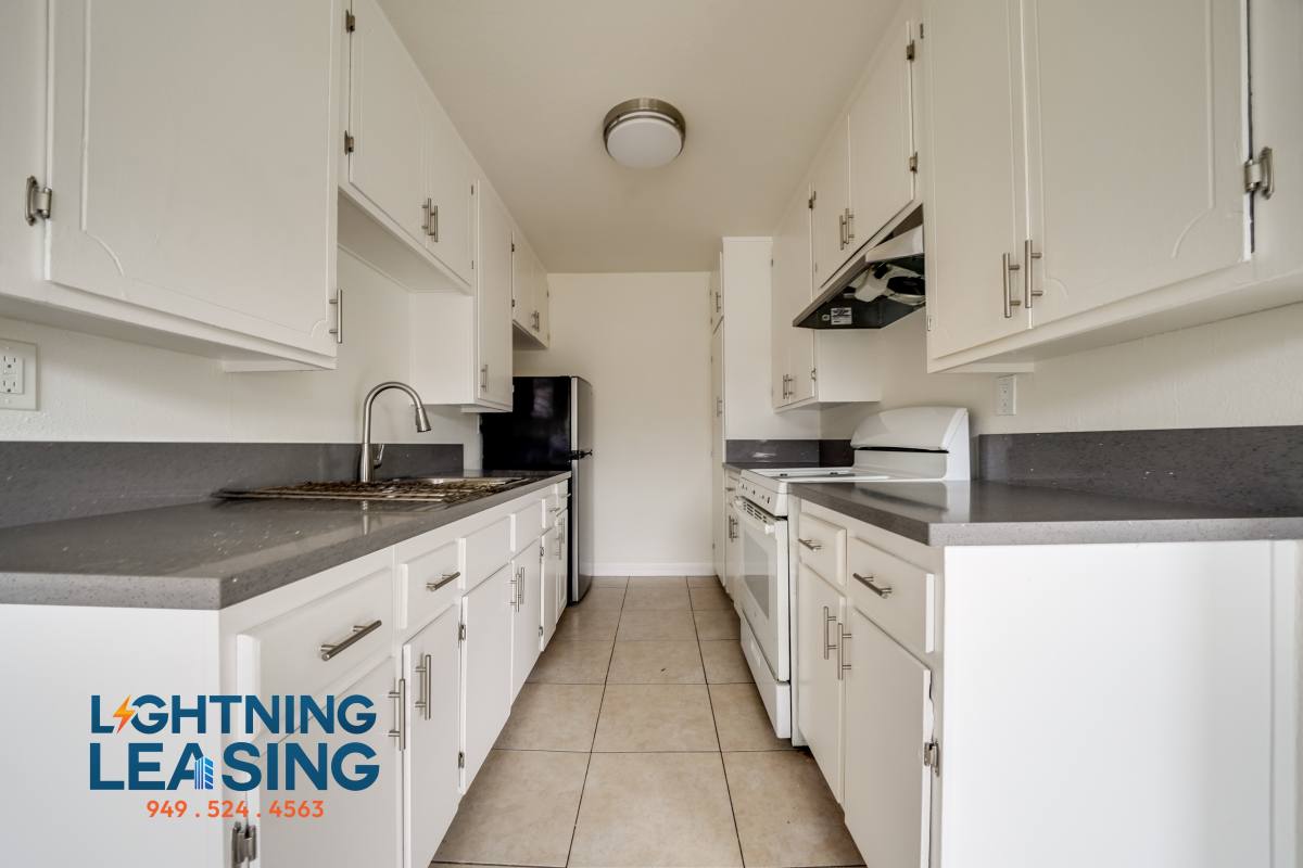Apartment for rent at 8143 Langdon Ave #27C, Van Nuys, CA 91406