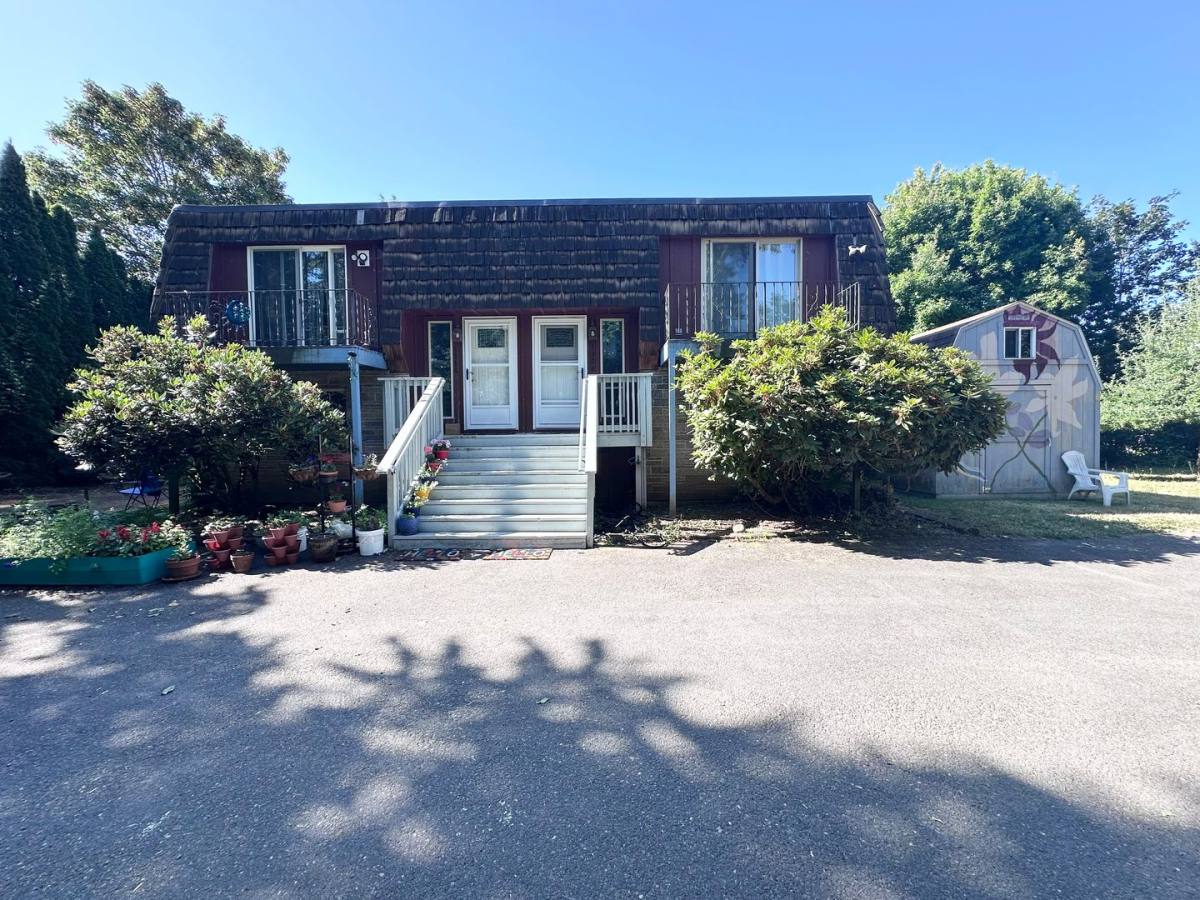 1324 - 1326 NW Victoria Ave, Gresham, OR 97030