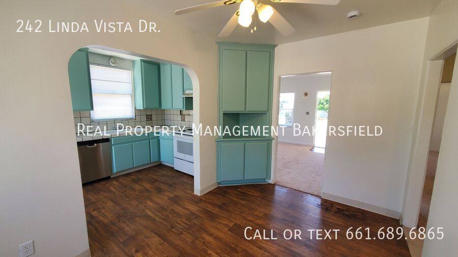 House for rent at 242 Linda Vista Dr, Bakersfield, CA 93308
