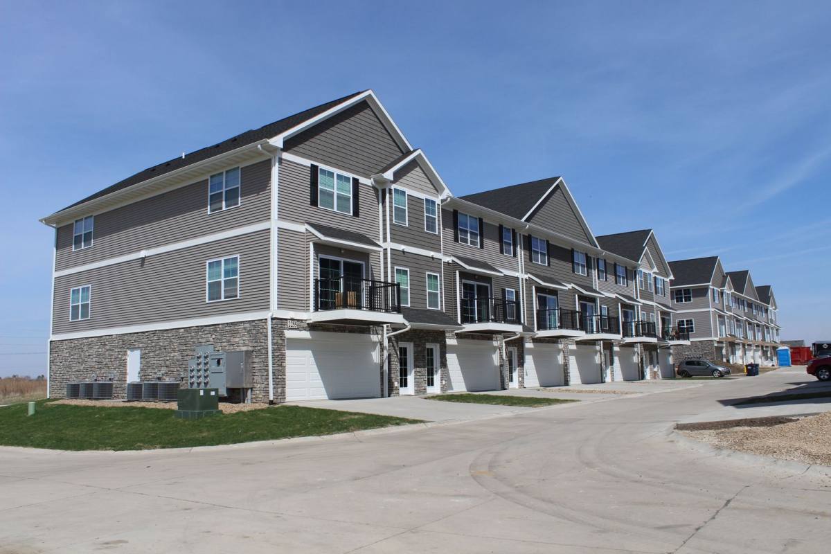 Townhouse for rent at 2277 Bison St, Marion, IA 52302