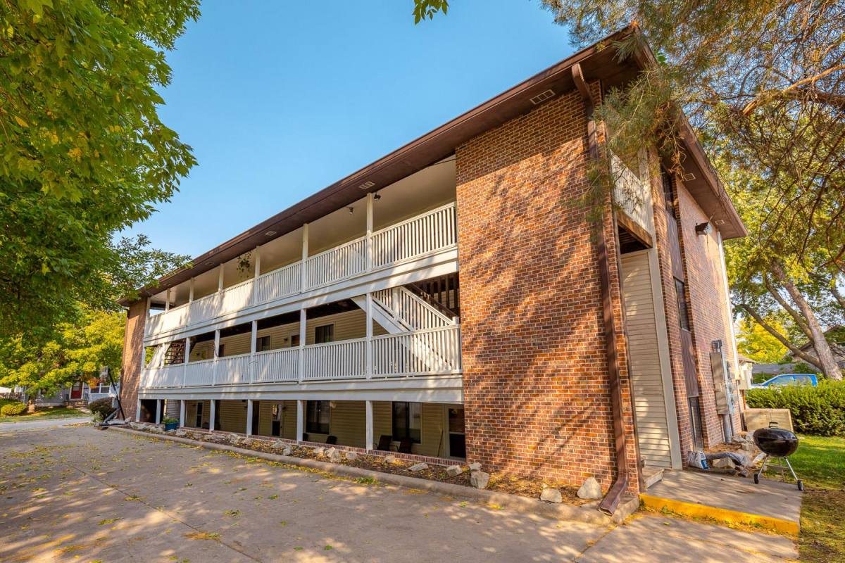 Apartment for rent at 4501 Madison Ave #2, Lincoln, NE 68504