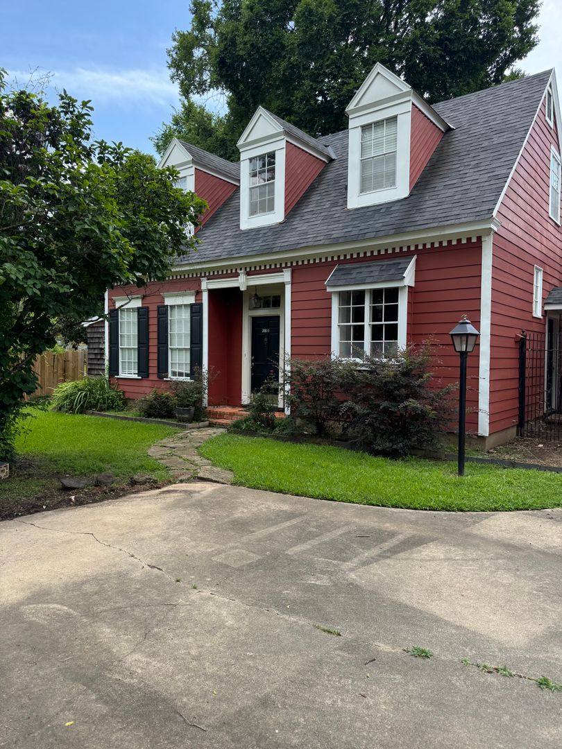 House for rent at 3811 Creswell Ave, Shreveport, LA 71106