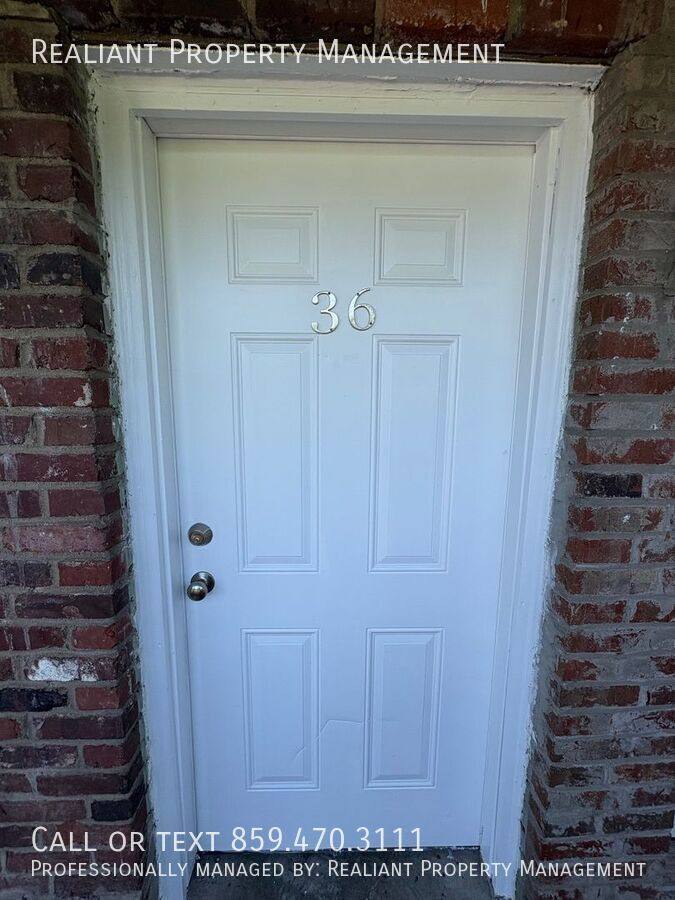 Apartment for rent at 2021 Cambridge Dr #36, Lexington, KY 40504