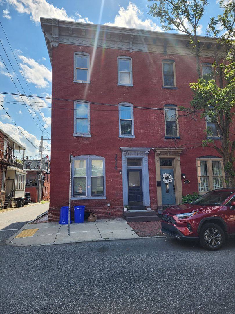 Apartment for rent at 1624 N 3rd St, Harrisburg, PA 17102