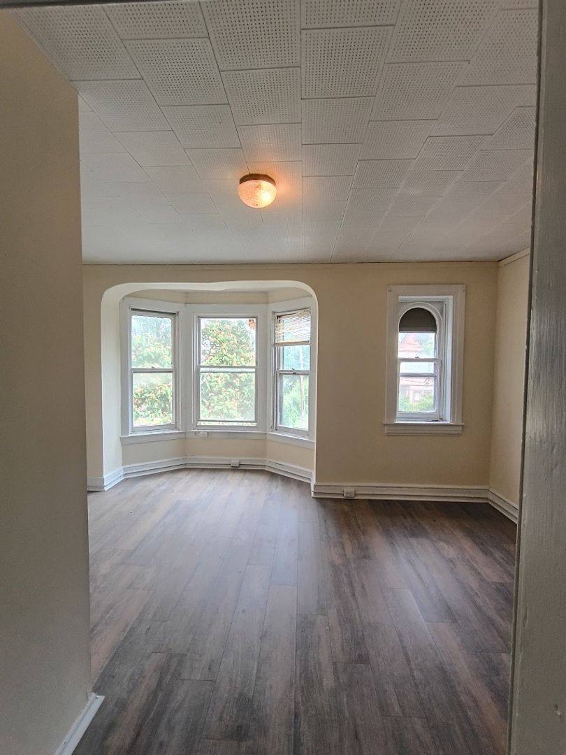 Apartment for rent at 941 Linden Ave, York, PA 17404