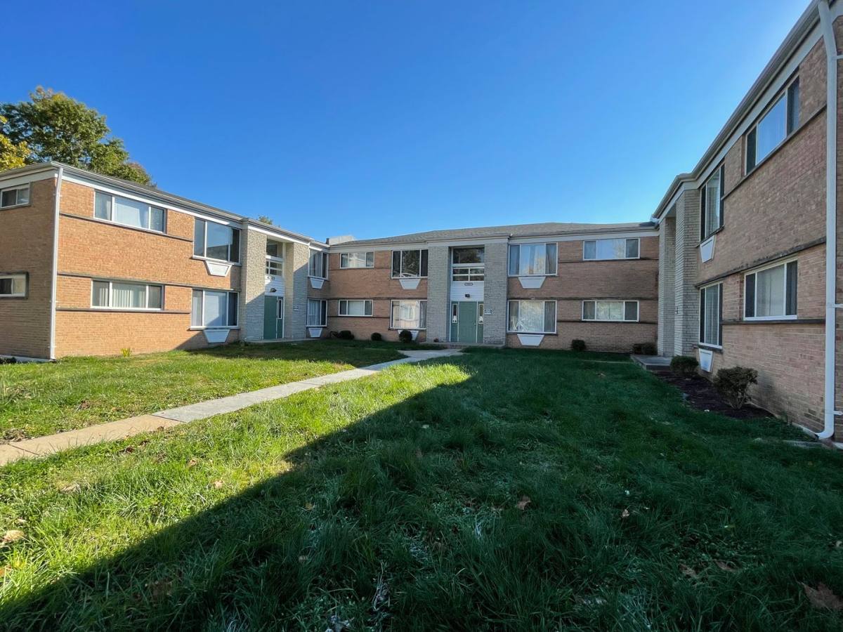 Apartment for rent at 7414 - 7418 Olian Dr, Hazelwood, MO 63042