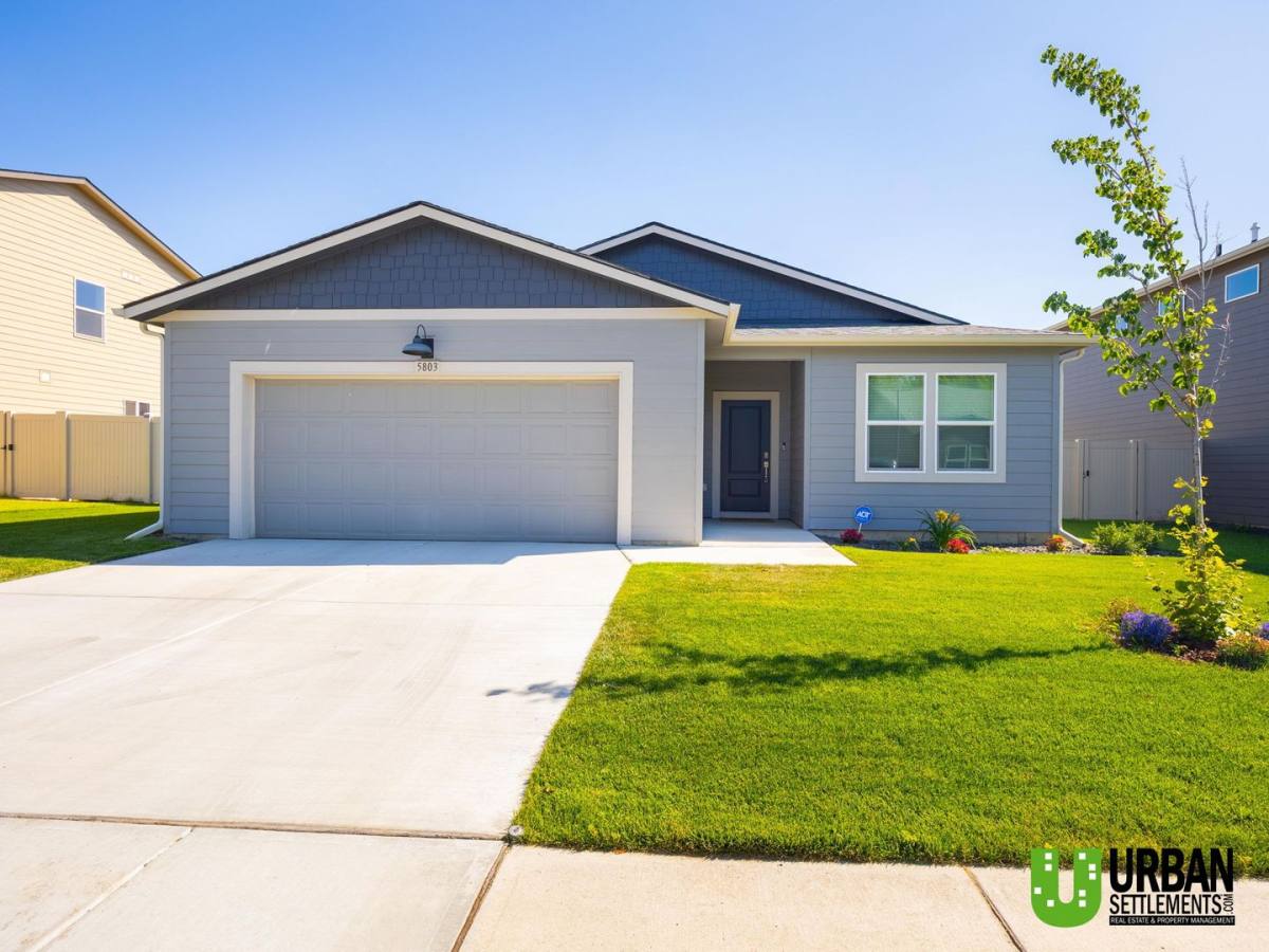 House for rent at 5803 W Jamestown Lane, Spokane, WA 99208