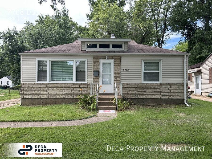 House for rent at 7708 Dusky Dr, Saint Louis, MO 63133