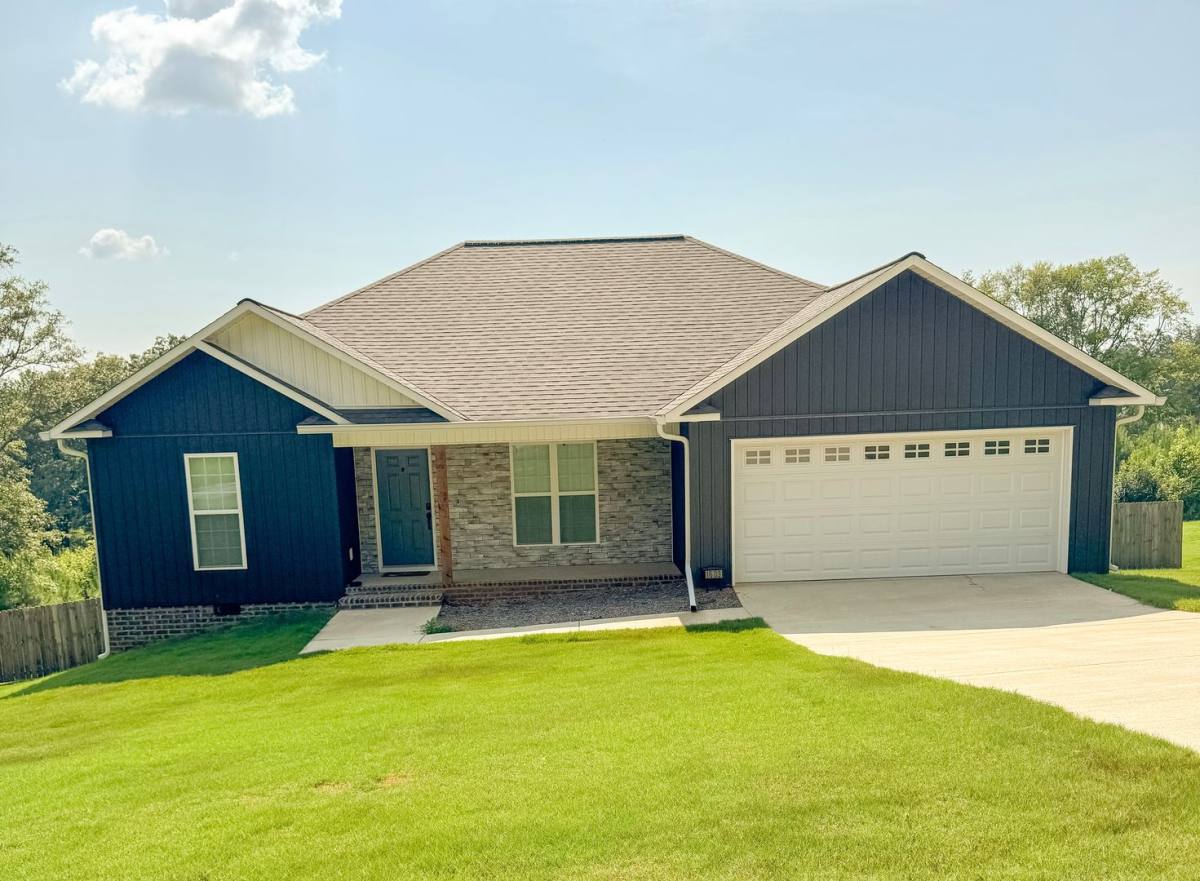 House for rent at 1603 Fairway Dr SW, Jacksonville, AL 36265