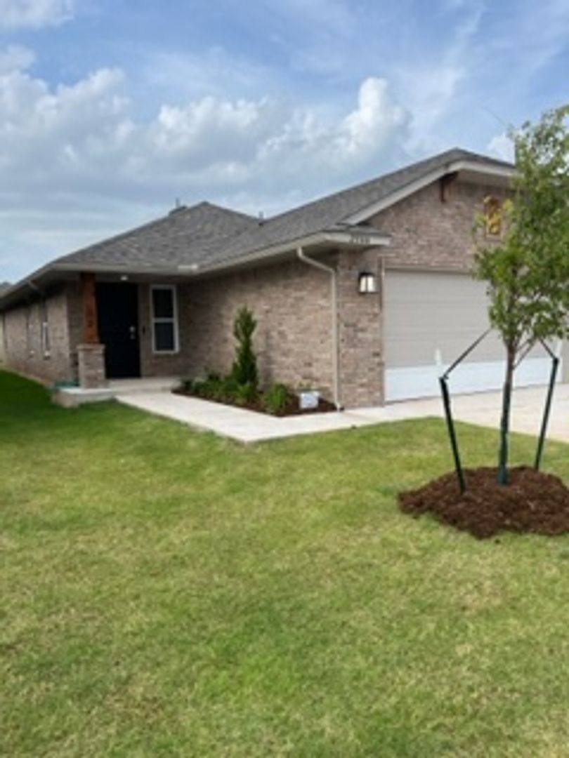 House for rent at 2944 NW 196th Place, Edmond, OK 73012