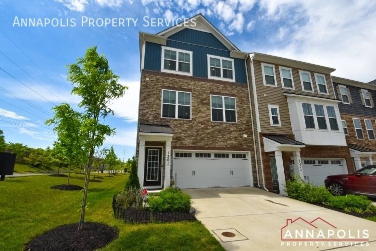 Townhouse for rent at 1301 Little Pax Run, Crofton, MD 21114