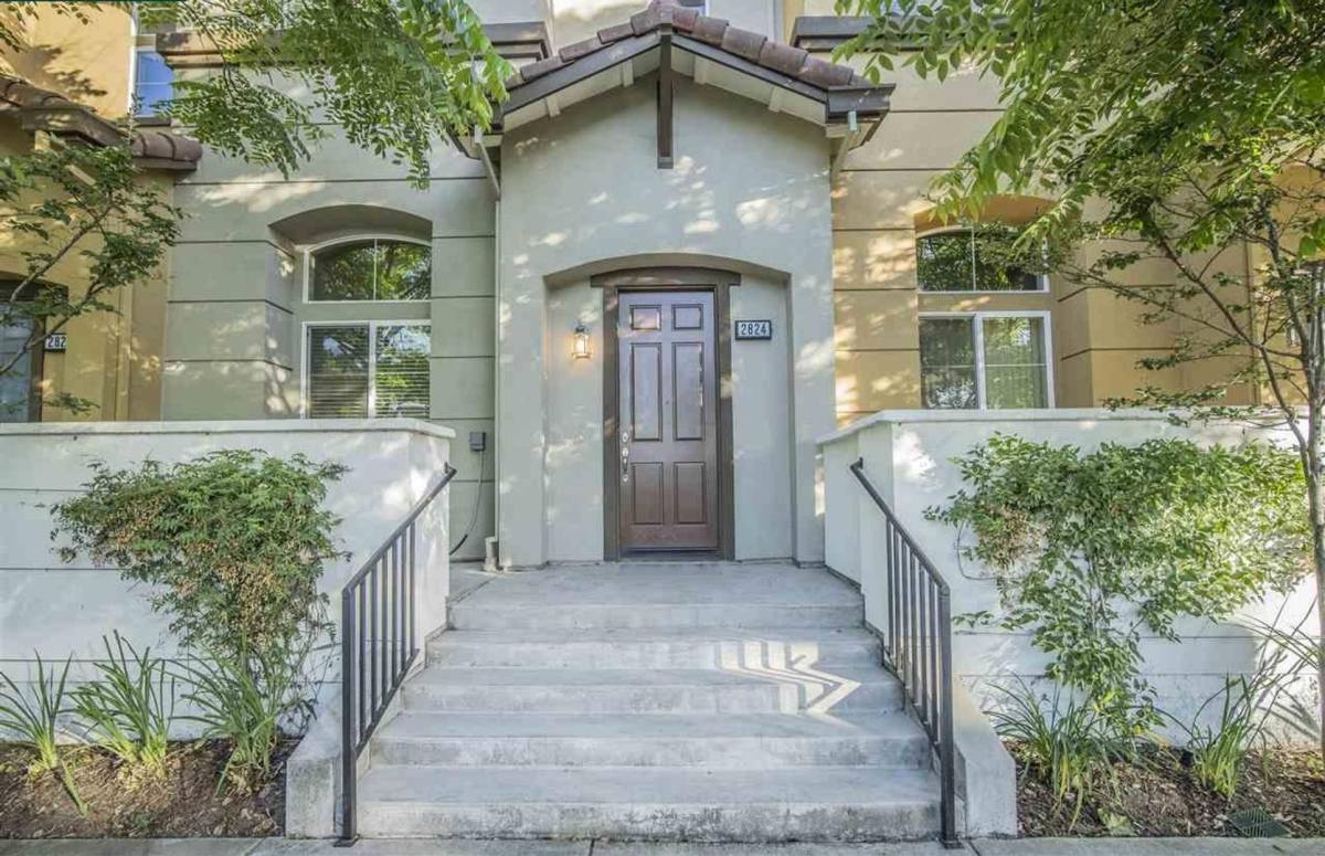 Townhouse for rent at 2824 Willow Pass Rd, Concord, CA 94519