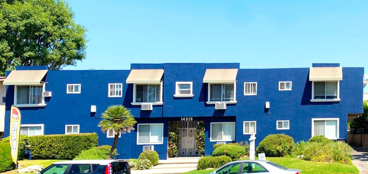 Apartment for rent at 14315 Chandler Blvd, Van Nuys, CA 91401