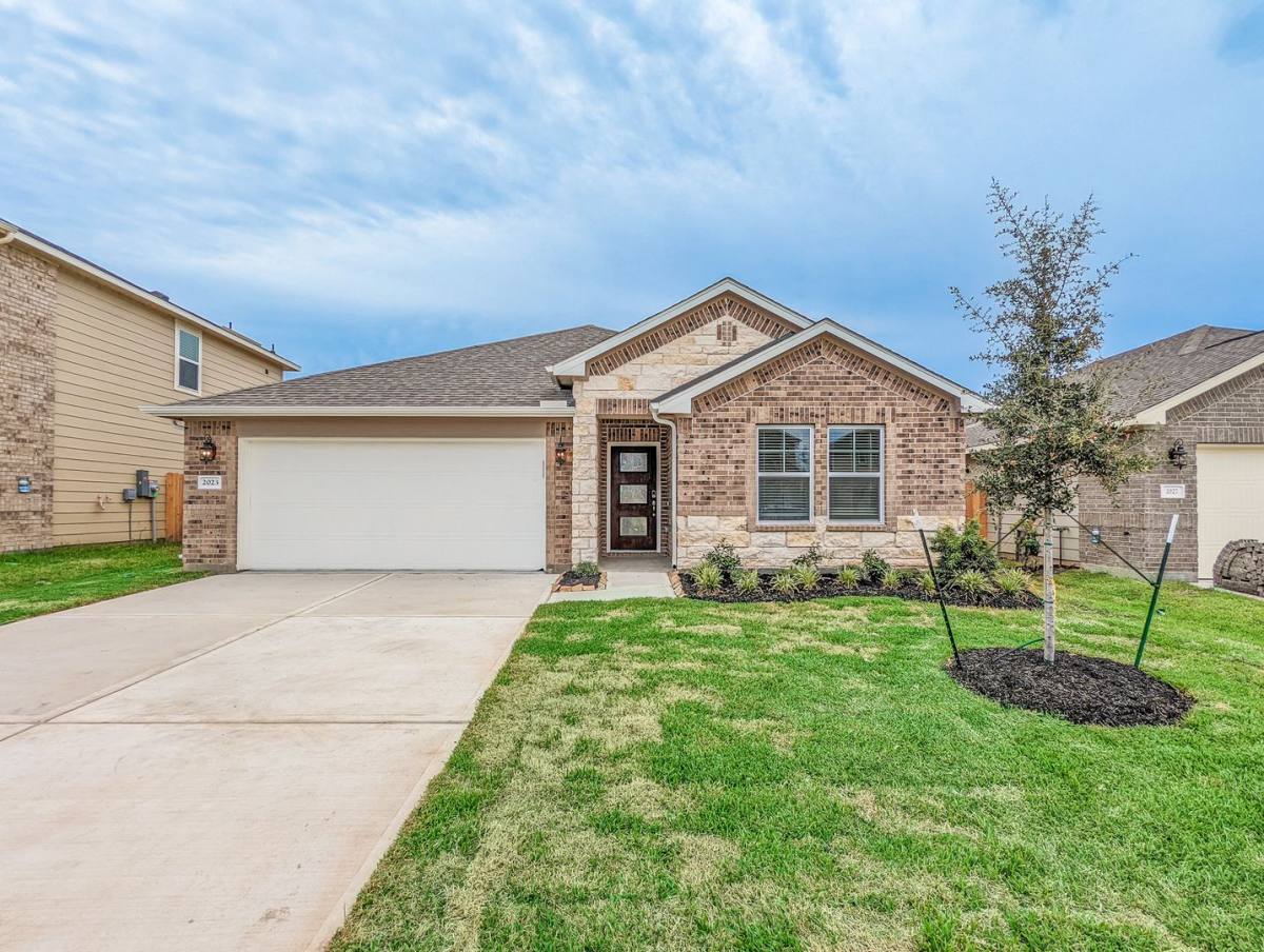 House for rent at 2023 Stella Pine Dr, Tomball, TX 77375