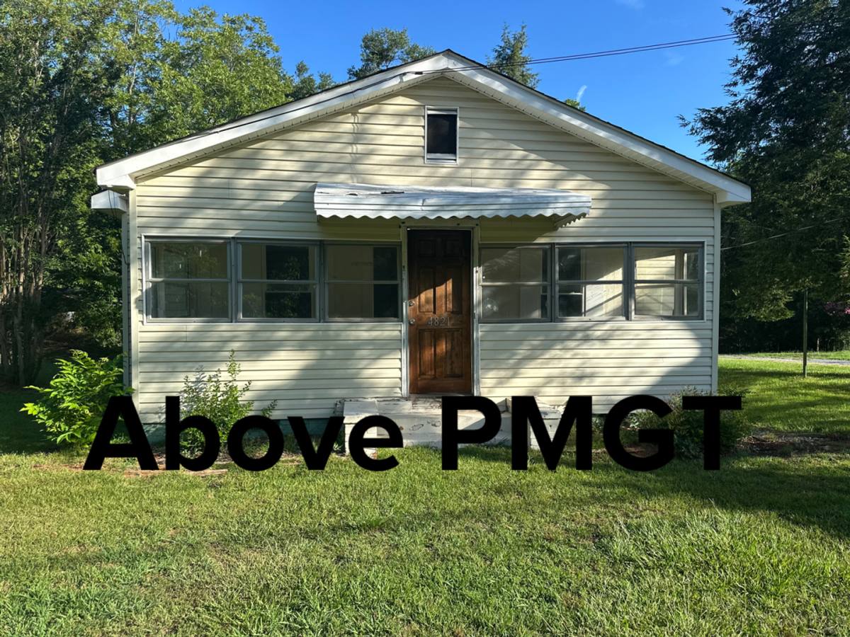 House for rent at 4821 S Main St, Cowpens, SC 29330