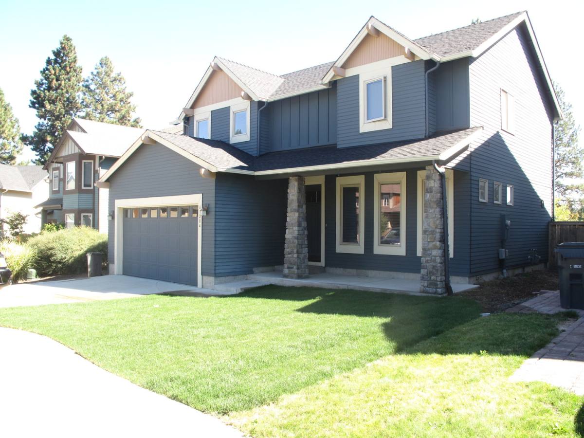 House for rent at 61284 Bronze Meadow Lane, Bend, OR 97702