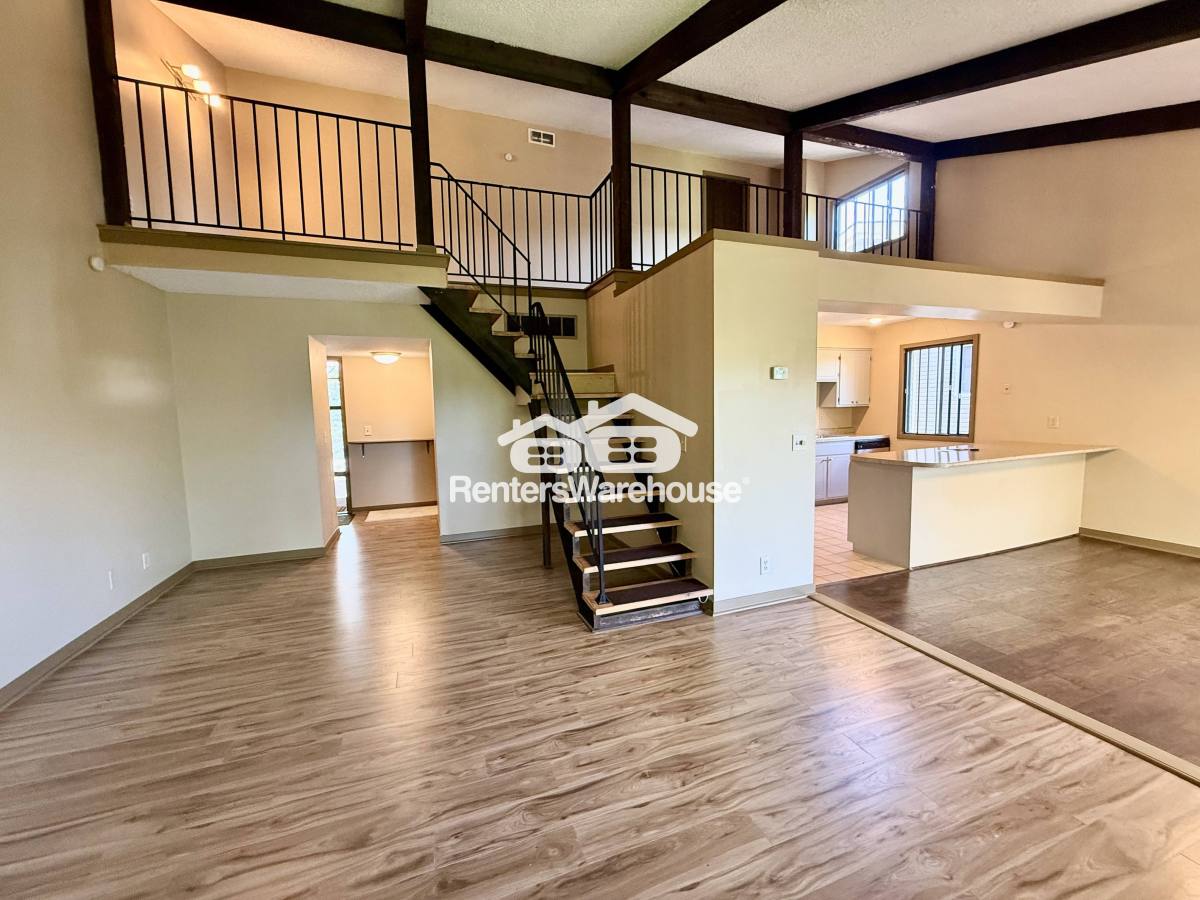Apartment for rent at 14320 Fairway Dr, Eden Prairie, MN 55344
