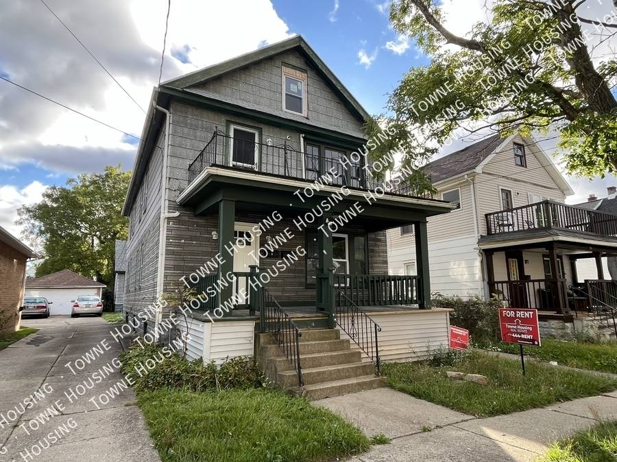 Apartment for rent at 125 Edison Ave #1, Buffalo, NY 14215