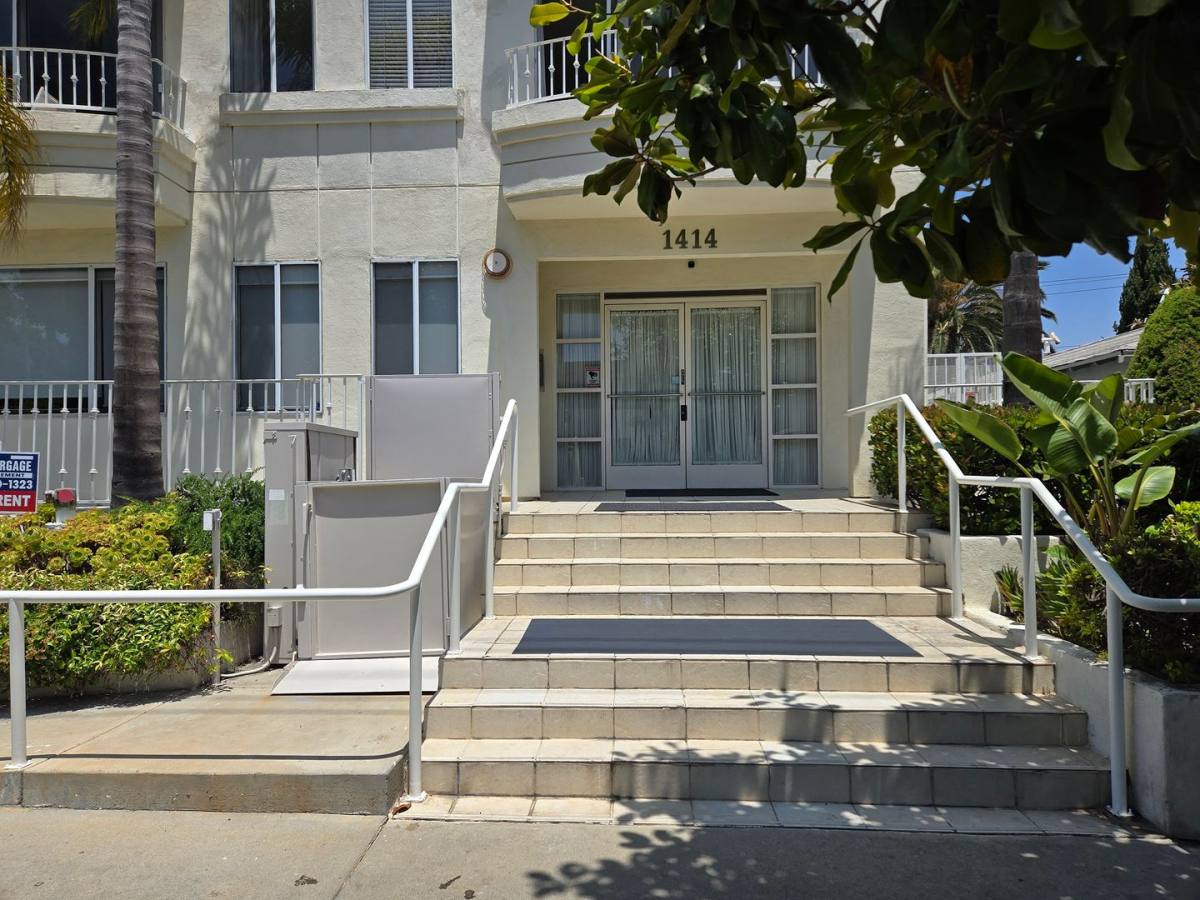 House for rent at 1414 S Saltair Ave, Los Angeles, CA 90025