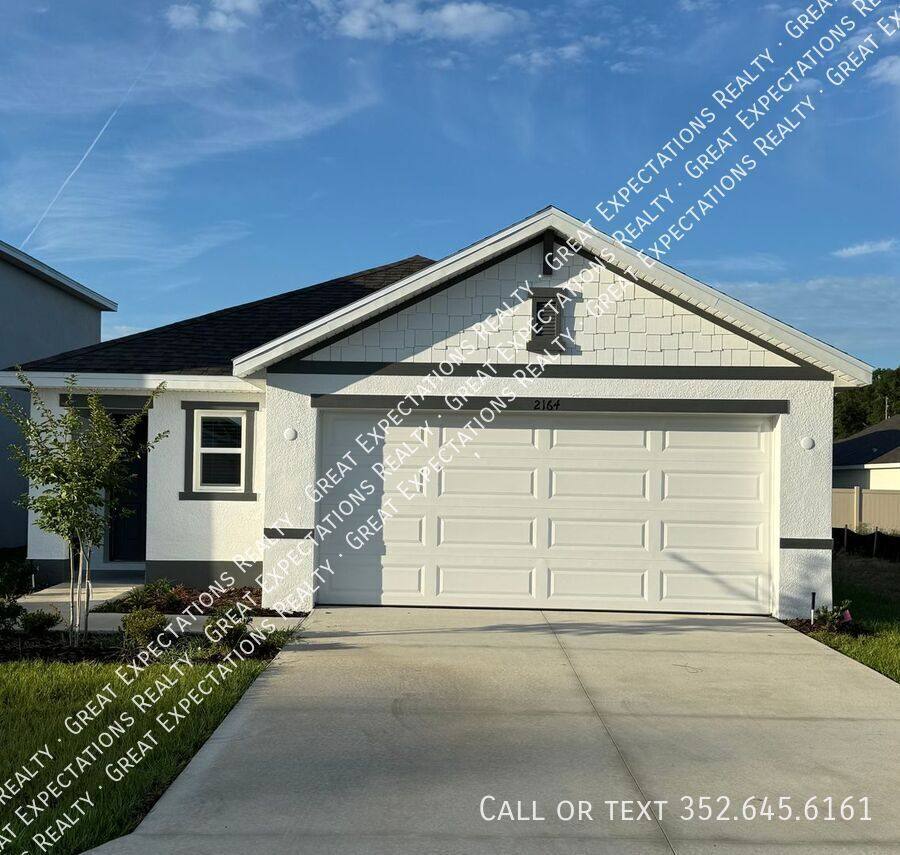 House for rent at 2164 NE 28th Lane, Ocala, FL 34470