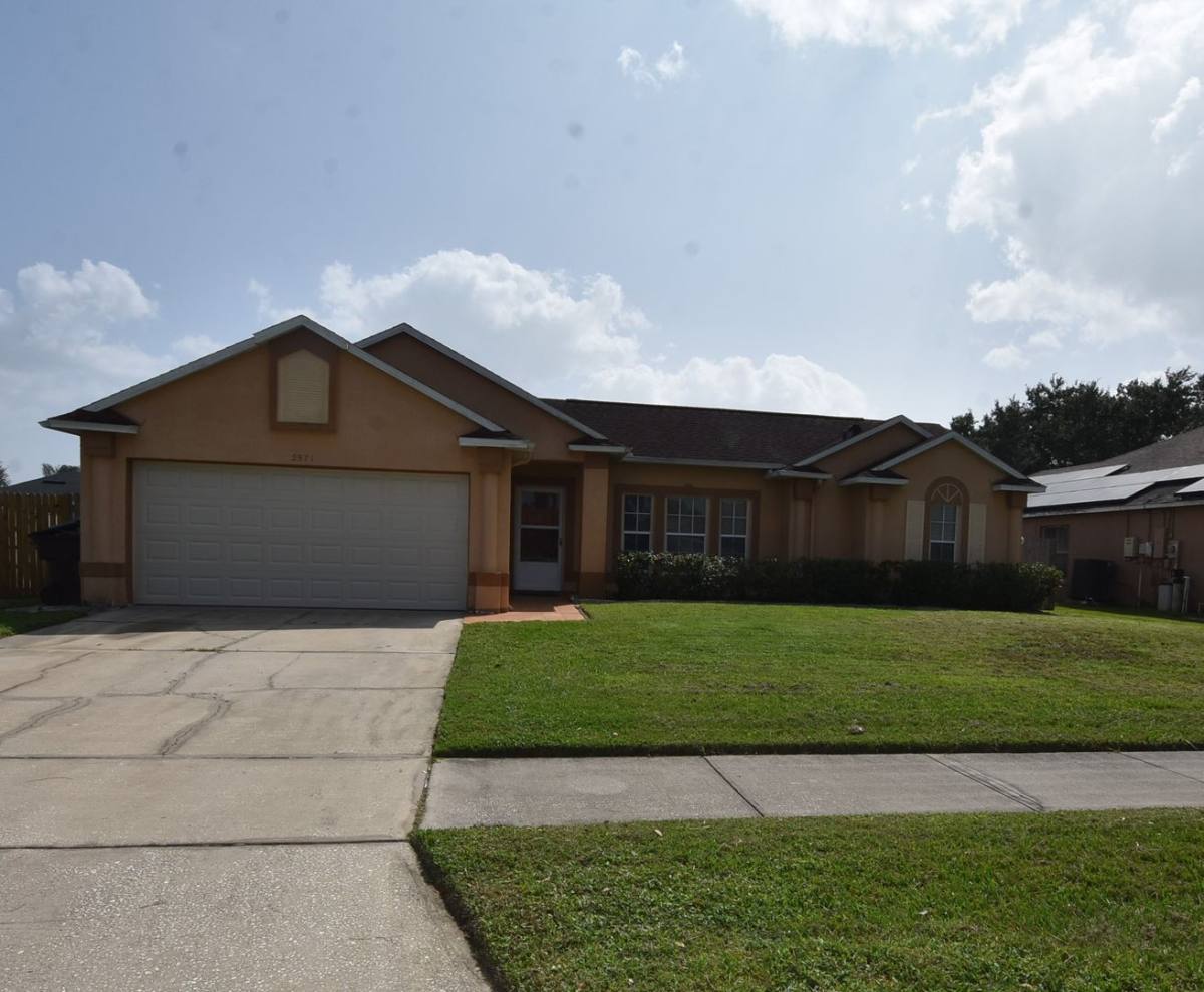 House for rent at 2971 Settlers Trail, Saint Cloud, FL 34772