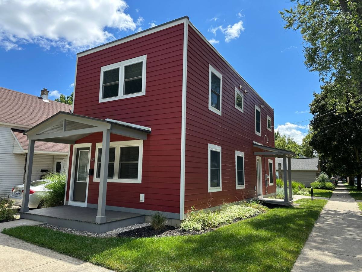 House for rent at 924 Dayton SW, Grand Rapids, MI 49504