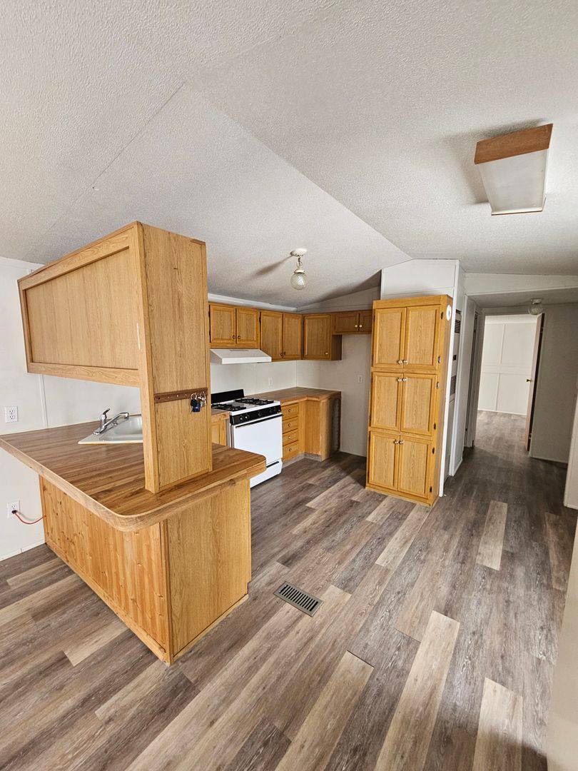 Apartment for rent at 5022 Danford Dr, Billings, MT 59106