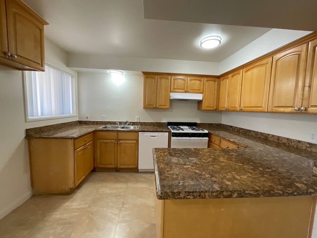 Apartment for rent at 2315 W Gramercy Ave, Anaheim, CA 92801