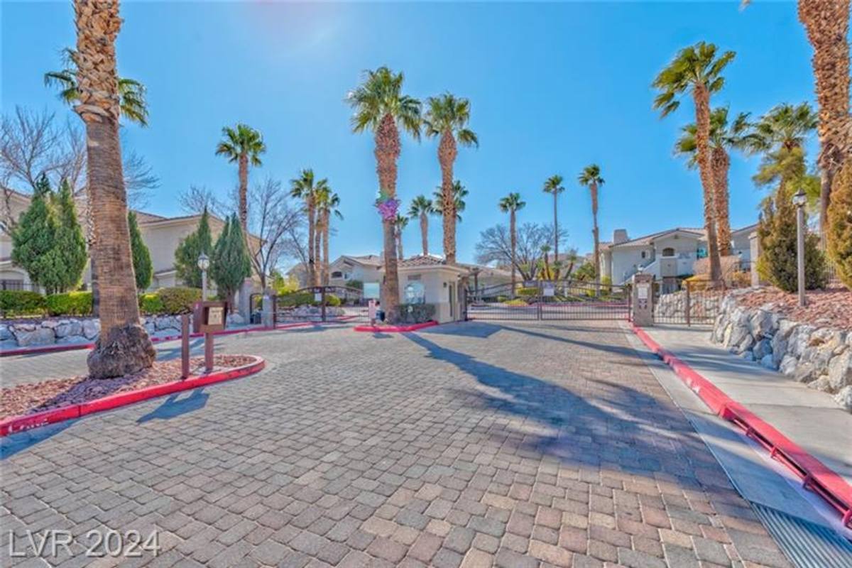 Condo for rent at 1311 Red Gable Lane, Las Vegas, NV 89144
