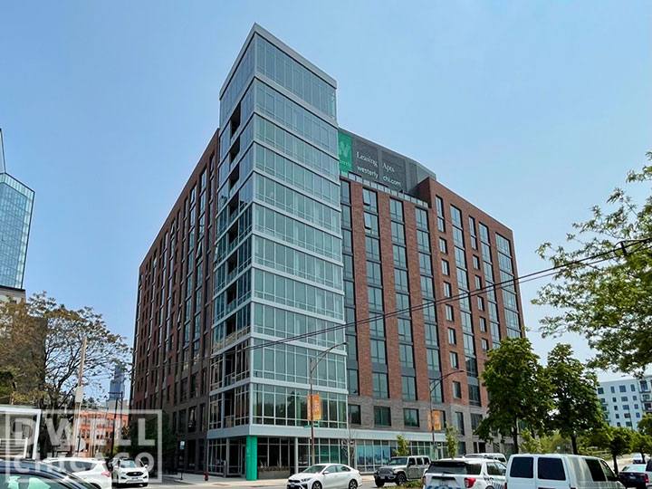 Apartment for rent at 740 N Aberdeen St, Chicago, IL 60642