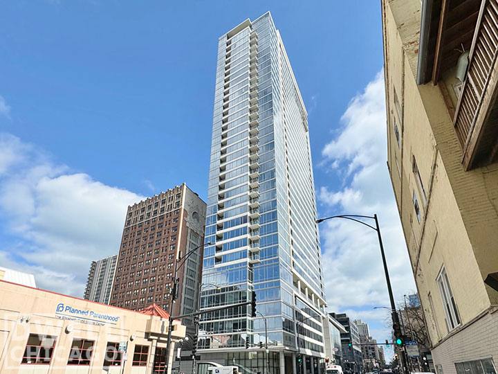 Apartment for rent at 1201 N Lasalle Dr, Chicago, IL 60610
