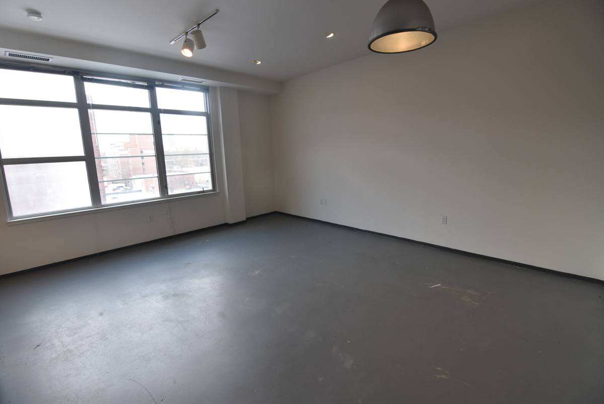 Apartment for rent at 160 E Berkeley St, Boston, MA 02118