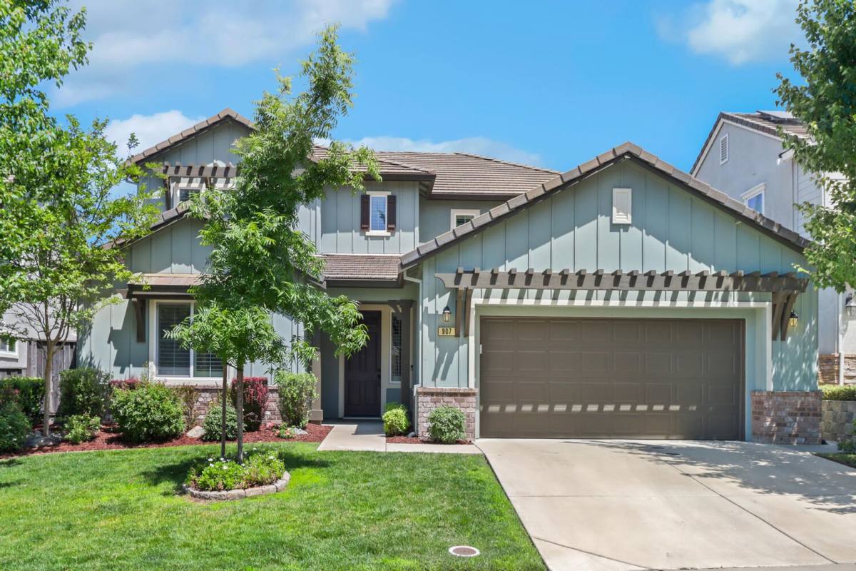 House for rent at 907 Aubree Lane, Rocklin, CA 95765