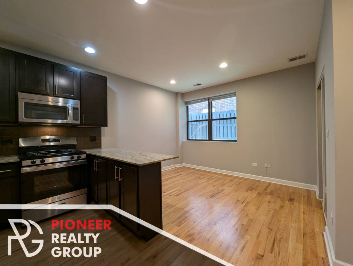 Apartment for rent at 4759 N Maplewood Ave, Chicago, IL 60625
