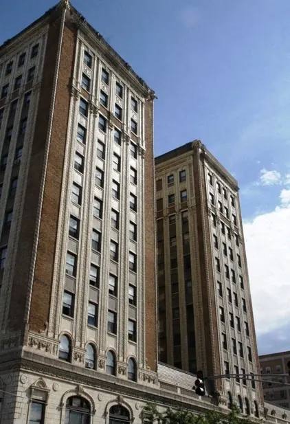 Apartment for rent at 4607 N Sheridan Rd, Chicago, IL 60640