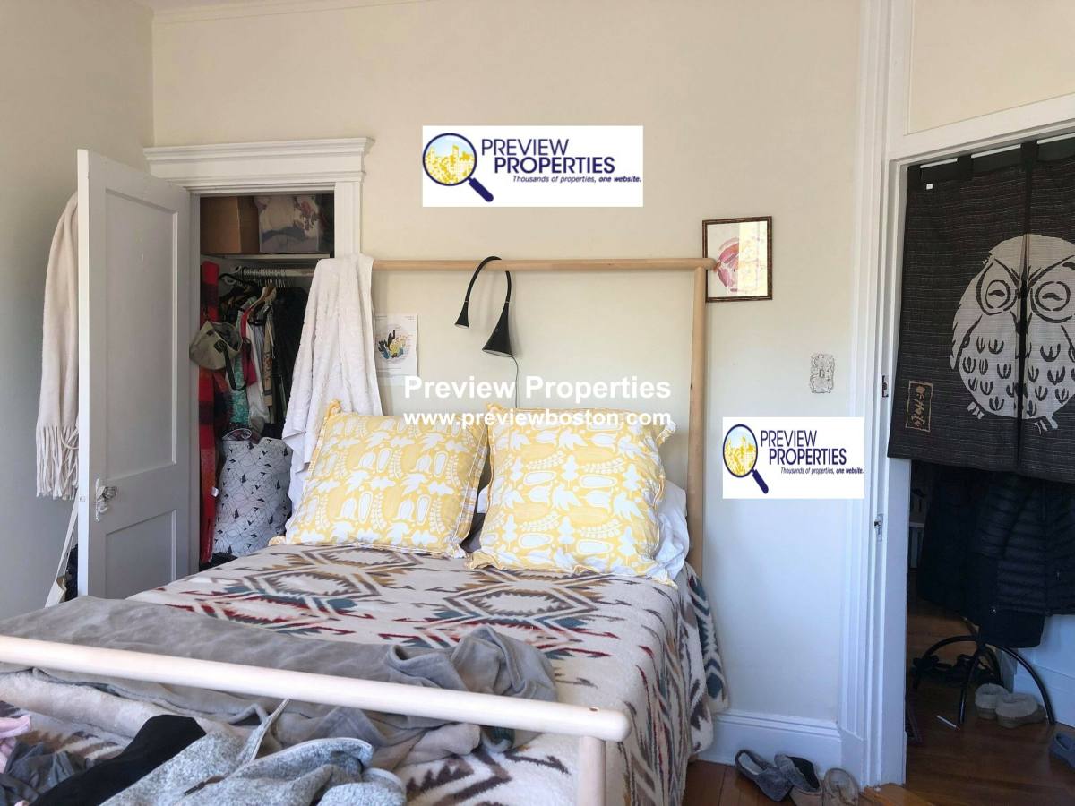 Apartment for rent at 1788 Beacon St, Brookline, MA 02445