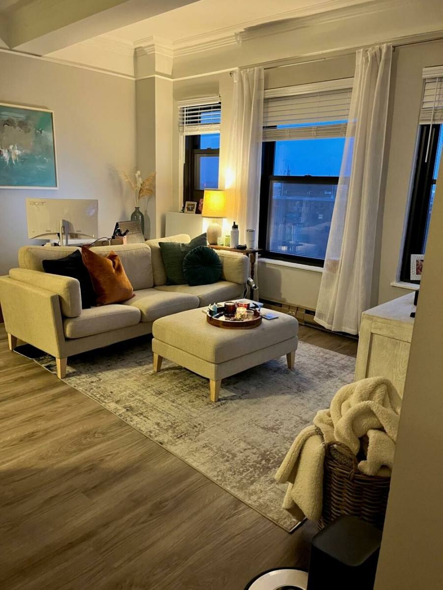 2150 N Lincoln Park W, Chicago, IL 60614